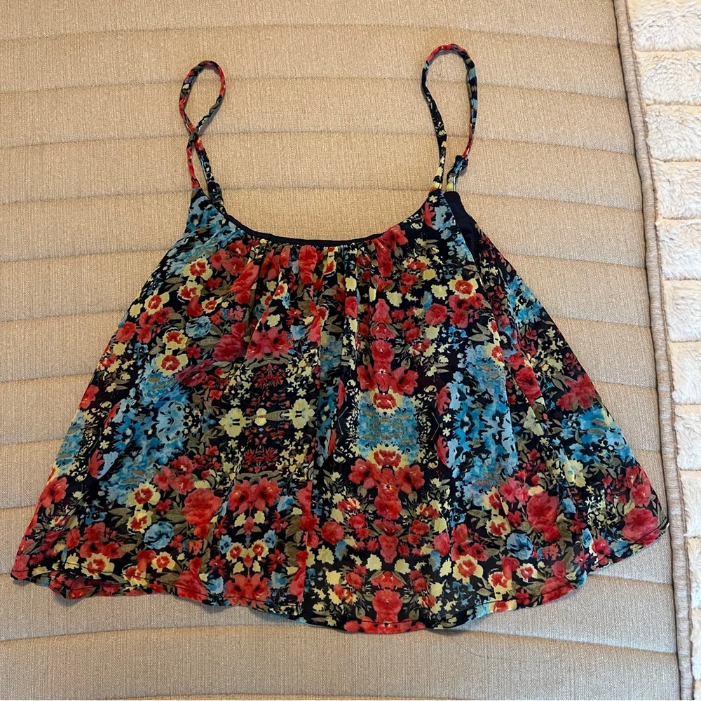 Flower top - Picture 2 of 2